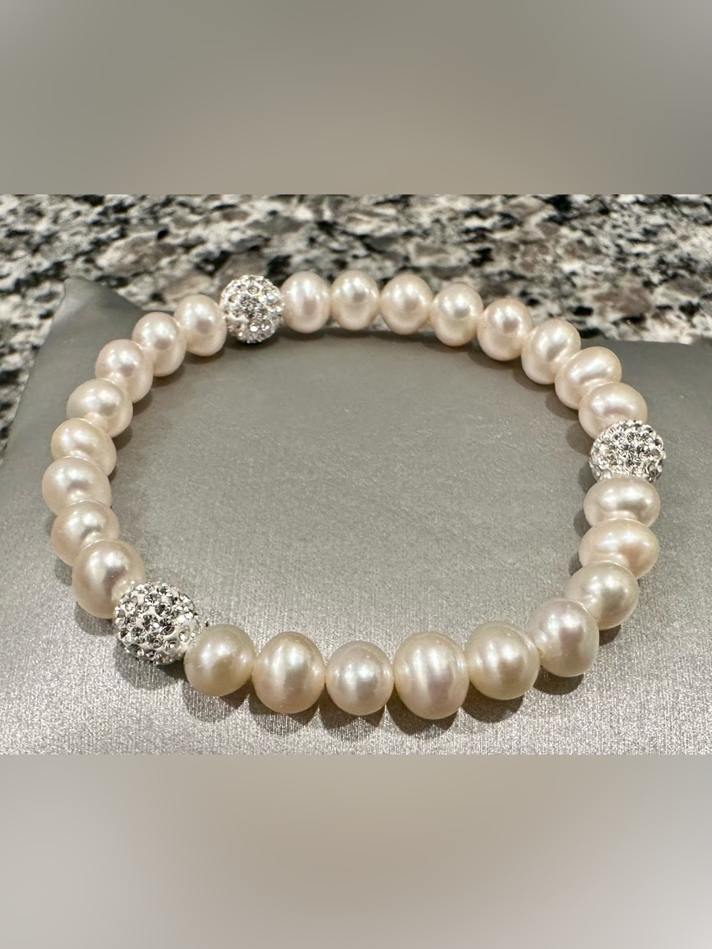 New Zales Freshwater Pearl Crystal Shimmer Stretch Bracelet
